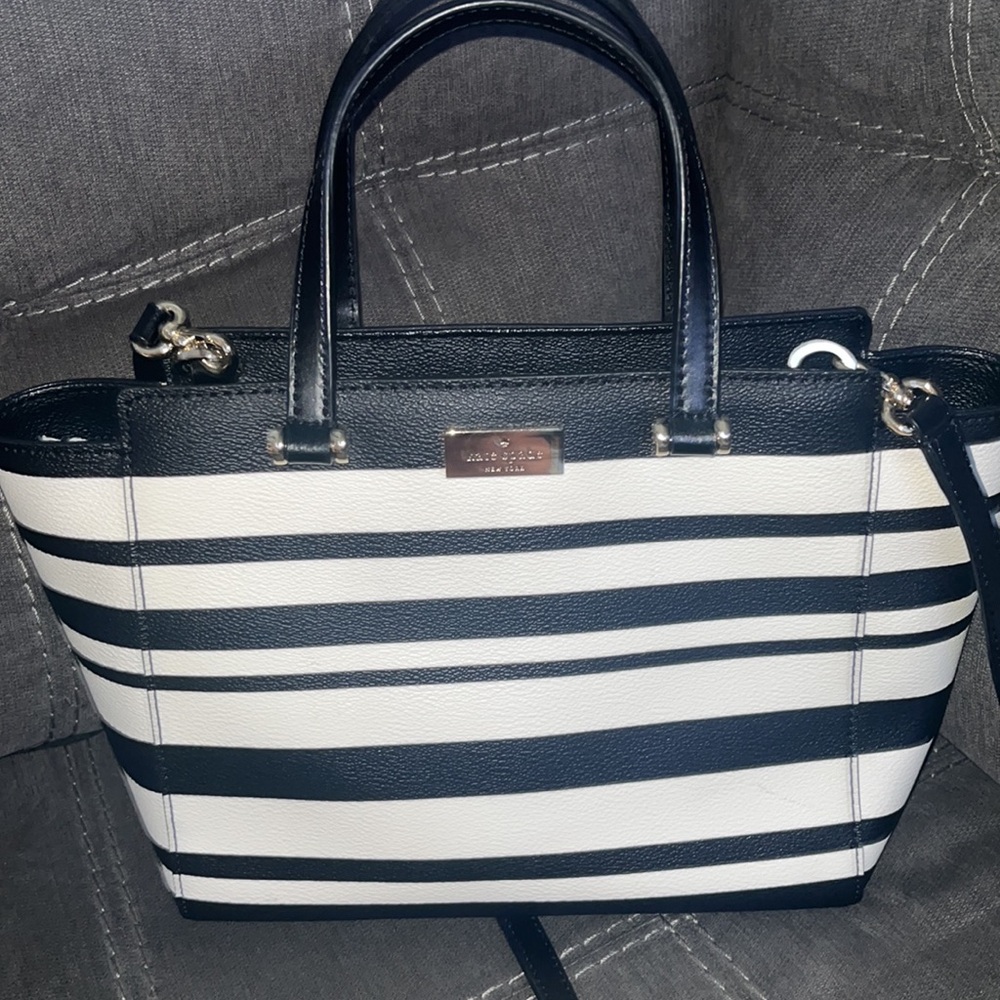 Kate Spade Bag - Like New Excellent Condition